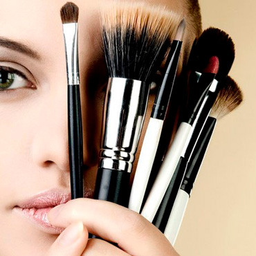 Праздничный makeup в H&M Праздничный makeup в H&M